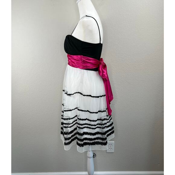 Trixxi White Black Pink Sparkle Glitter Sleeveless Tulle Party Mini Dress Jr Med - Picture 9 of 15